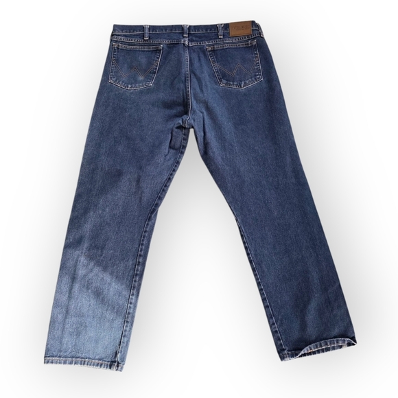 Men's Wrangler Straight Leg Jeans, Size 40x32 - Picture 2 of 7